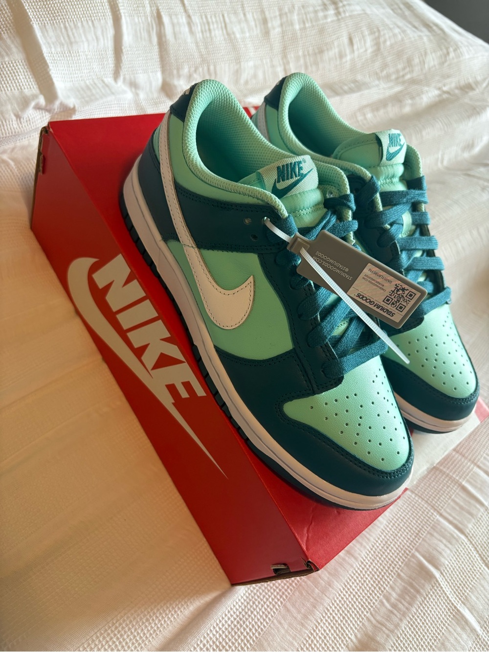 Nike “Geode Teal” Low-Top Sneakers